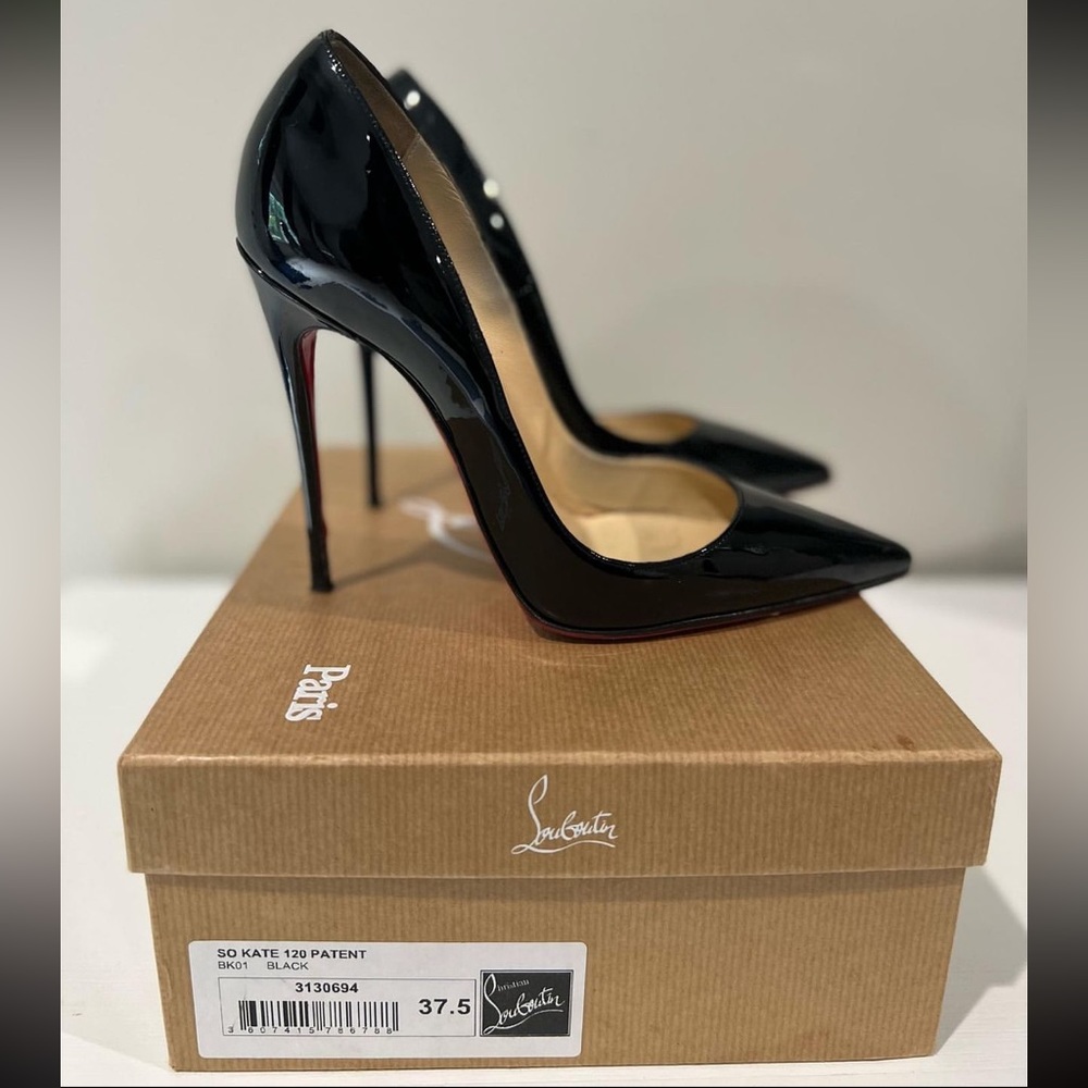 Christian Louboutin So Kate’s — Great Condition